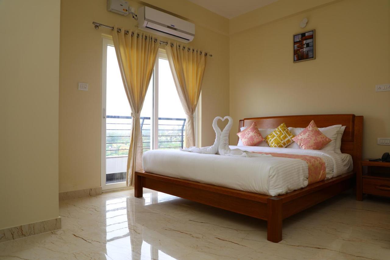 Apartmán Lali Petals Madikeri Exteriér fotografie